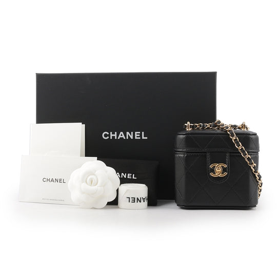 CHANEL – ミニ ボックスバッグ ラムスキン製 ゴールドCCロゴ付き
